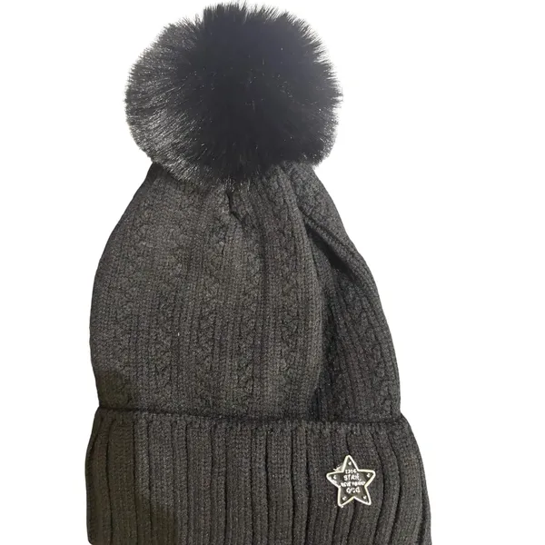 Black_Cozy_Fleece-Lined_Winter_Beanie_For_Women