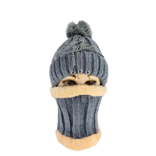 Silver_Winter_Beanie_And_Neck_Warmer_Set_For_Women
