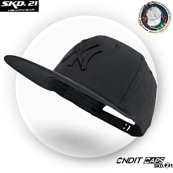 Black_Adjustable_&_Sweat-Free_Snapback_Ny_Polyester_Cap