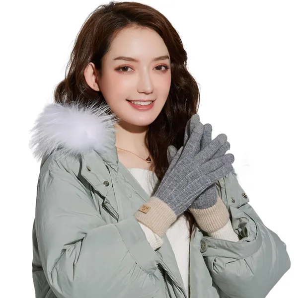 Silver_Touchscreen_Compatible_Bike_Riding_Winter_Gloves_For_Women