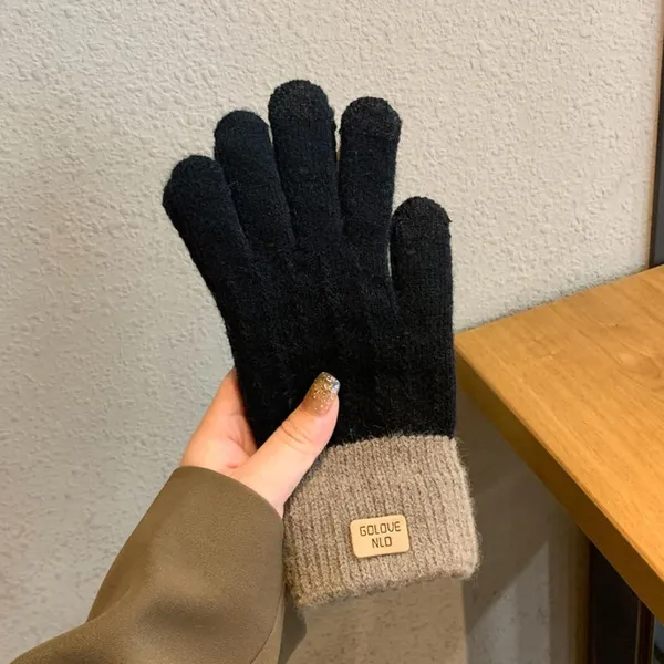 Silver_Touchscreen_Compatible_Bike_Riding_Winter_Gloves_For_Women