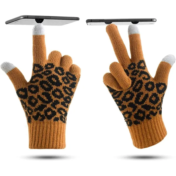 Camel_Touchscreen_Compatible_Texting_Gloves