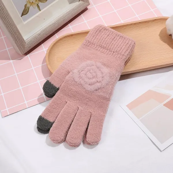 Pink_Knitted_Touchscreen_Winter_Gloves_For_Women