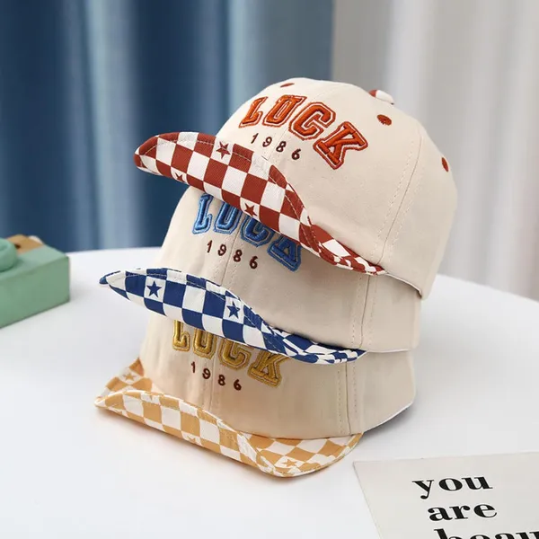 Yellow_Embroidered_Luck_1986_Design_Snapback_Hat_For_Boys_And_Girls