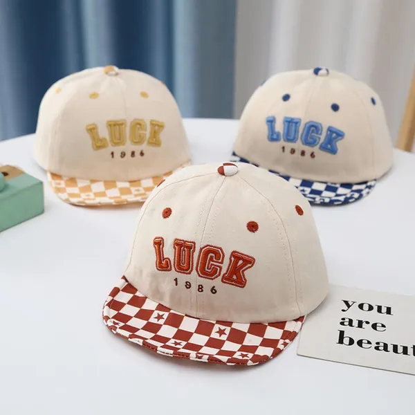 Yellow_Embroidered_Luck_1986_Design_Snapback_Hat_For_Boys_And_Girls