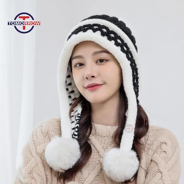 Black_Ear_Protection_Winter_Beanie_For_Women