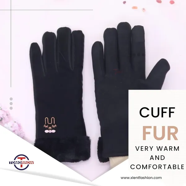 Black_Touchscreen_Compatibility_Fashionable_And_Warm_Gloves_For_Women_And_Girls