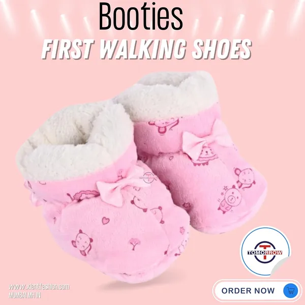 Pink_Ankle_Length,_Inner_Fleece,_Knot_Closure_Baby_Bootie_Shoes