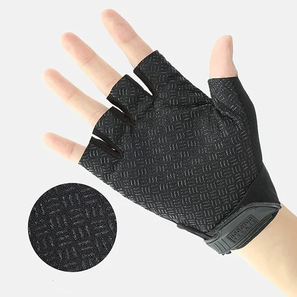 Black_Hard_Shell_Knuckle_Protection_Comfortable_Half_Finger_Design_Style_With_Rubber_Non-Slip_Grip_Durable_Padding_Biker_Gloves_For_Men_And_Women