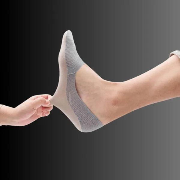 Black_Invisible_&_Stylish_Patterned_No-Show_Socks_For_Men_And_Women_(Pack_Of_2)