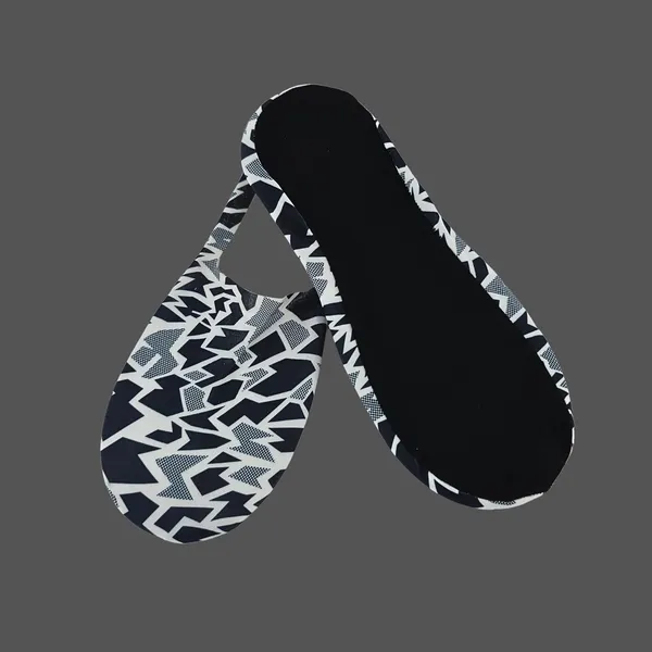 Black_&_White_Invisible_&_Stylish_Patterned_No-Show_Socks_For_Men_And_Women_(Pack_Of_2)