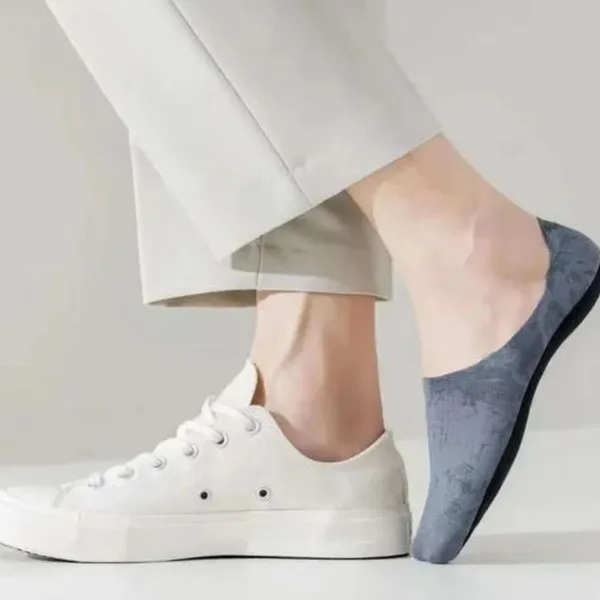 White_&_Black_Anti-Skid_Cotton_No_Show_Socks_For_Men_&_Women