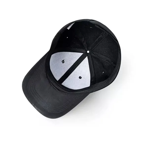 Black_Baseball_Caps_For_Men_&_Women
