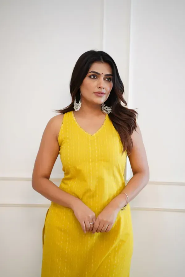 Yellow_Pure_Cotton_Katha_Work_Cut_Sleeve_Kurta_&_Palazzo_Set_For_Women_&_Girls