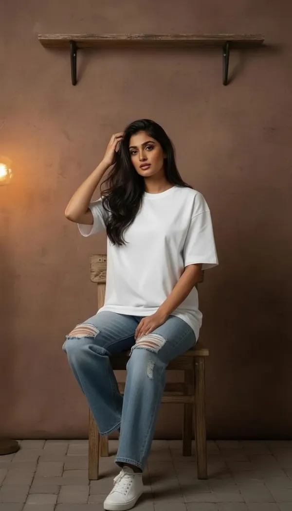 MiracleMonk_Women’s_White_Oversized_T-Shirt_|_Relaxed_Fit_Minimal_Tee