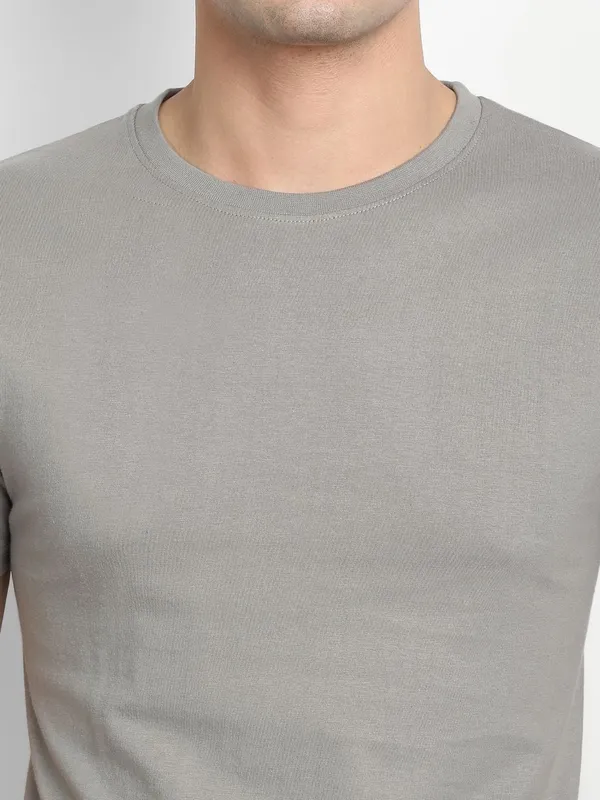 Grey_Premium_Cotton_Round_Neck_Solid_T-Shirt_For_Men