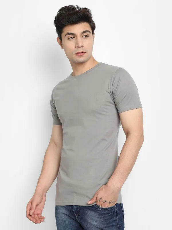 Grey_Premium_Cotton_Round_Neck_Solid_T-Shirt_For_Men