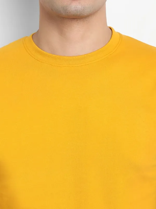 Mustard_Premium_Cotton_Round_Neck_Solid_T-Shirt_For_Men
