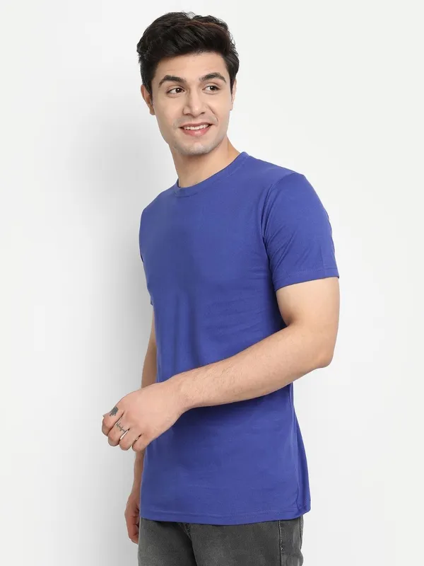 Royal_Blue_Premium_Cotton_Round_Neck_Solid_T-Shirt_For_Men