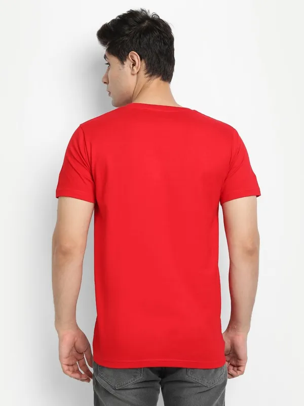 Red_Premium_Cotton_Round_Neck_Solid_T-Shirt_For_Men