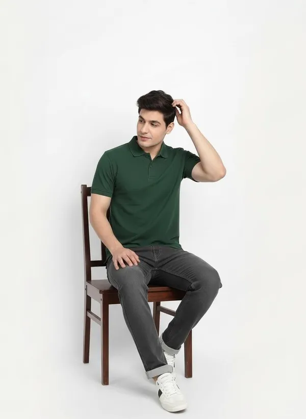 MiracleMonk_Men’s_Bottle_Green_Polo_T-Shirt_-_Stylish_&_Comfortable_Casual_Wear