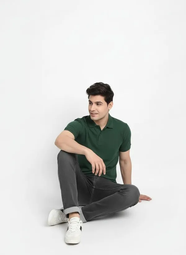 MiracleMonk_Men’s_Bottle_Green_Polo_T-Shirt_-_Stylish_&_Comfortable_Casual_Wear