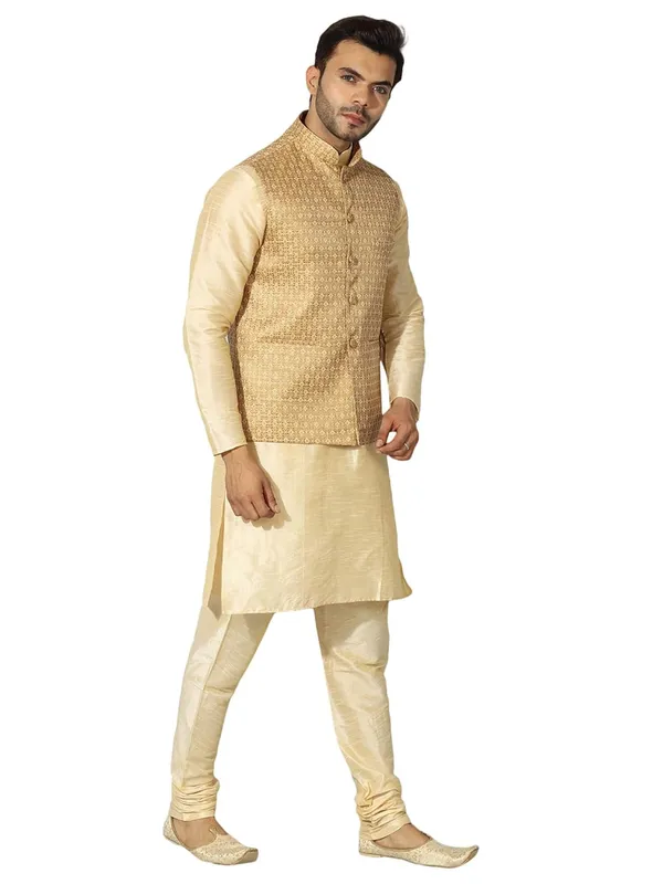 men's_Silk_Blend_Kurta_Pejama_&_Waistcot_Set