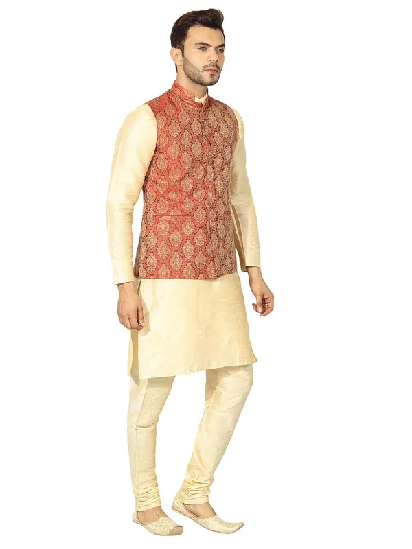 men's_Silk_Blend_Kurta_Pejama_&_Waistcot_Set