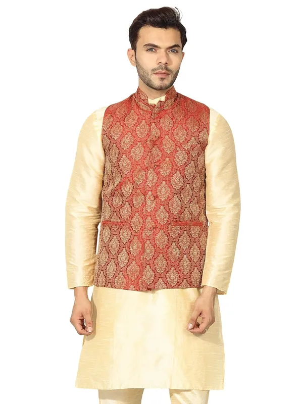men's_Silk_Blend_Kurta_Pejama_&_Waistcot_Set