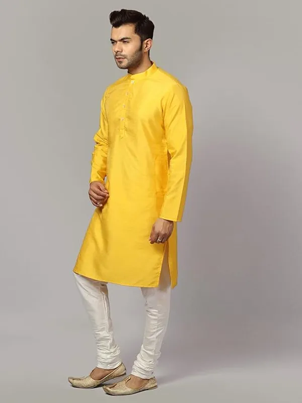 Yellow_&_White_Banarasi_Dupion_Silk_Solid_Kurta_Churidar_Pyjama_Set_For_Men