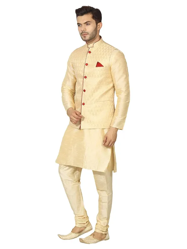 men's_Silk_Blend_Kurta_Pejama_&_Waistcot_Set