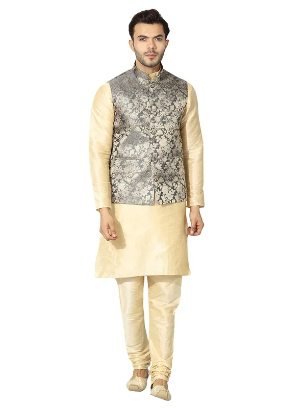 Men's_Silk_Blend_Kurta_Pejama_&_Waistcot_Set