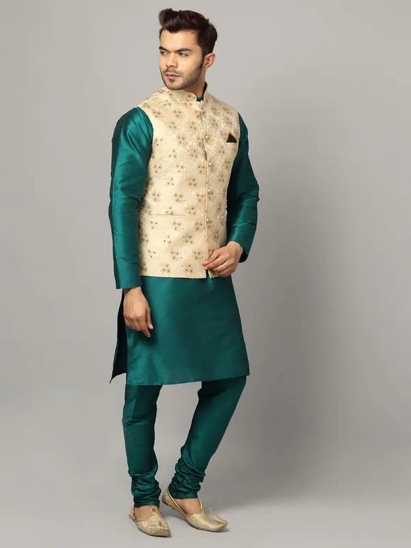 Men's_Silk_Blend_Regular_Kurta_Churidar_Pyjama_with_Bundi_Nehru_Jacket/Waistcoat