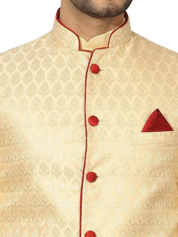 men's_Silk_Blend_Kurta_Pejama_&_Waistcot_Set
