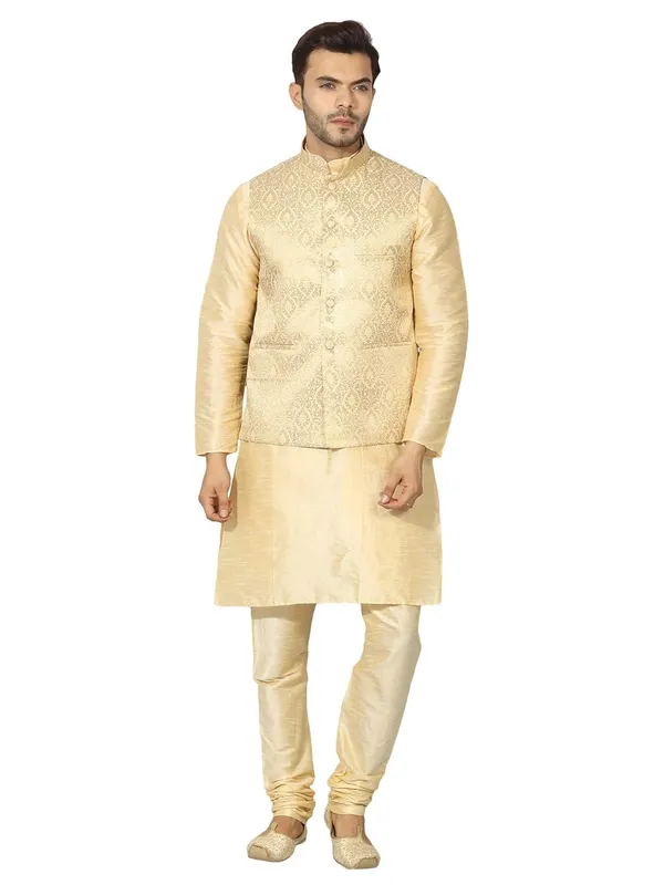 men's_Silk_Blend_Kurta_Pejama_&_Waistcot_Set