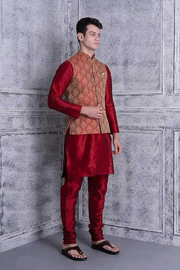 Maroon_&_Red_Silk_Blend_Kurta_Pajama_With_Designer_Ethnic_Nehru_Jacket_For_Men