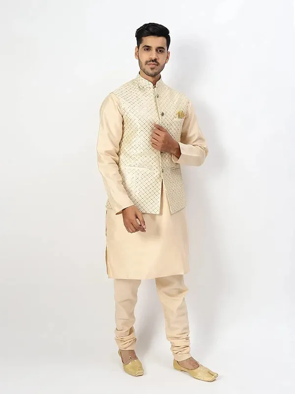 Men's_Silk_Blend_Kurta_Pajama_with_Designer_Ethnic_Nehru_Jacket/Modi_Jacket