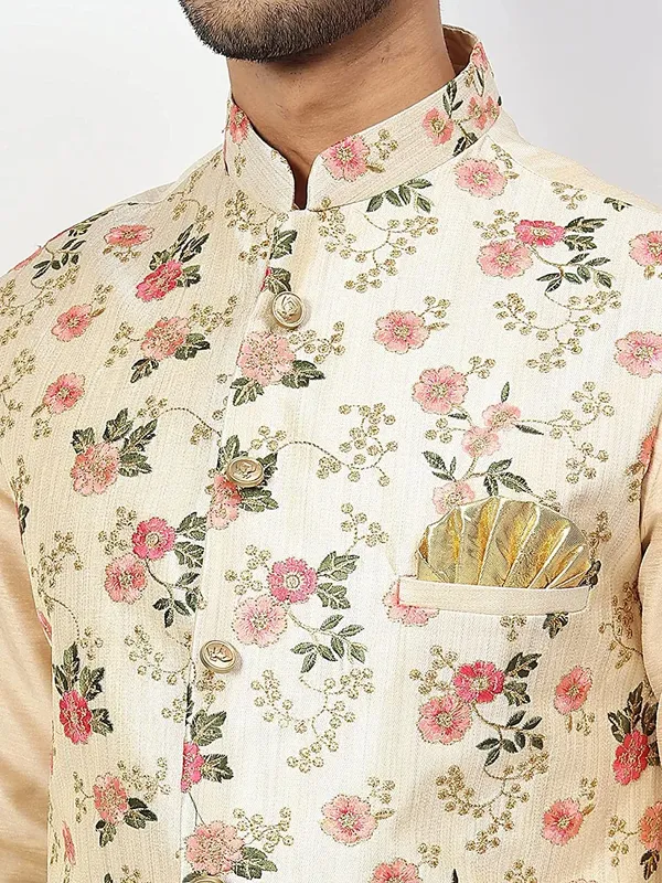 Men's_Silk_Blend_Kurta_Pajama_with_Designer_Ethnic_Nehru_Jacket/Modi_Jacket