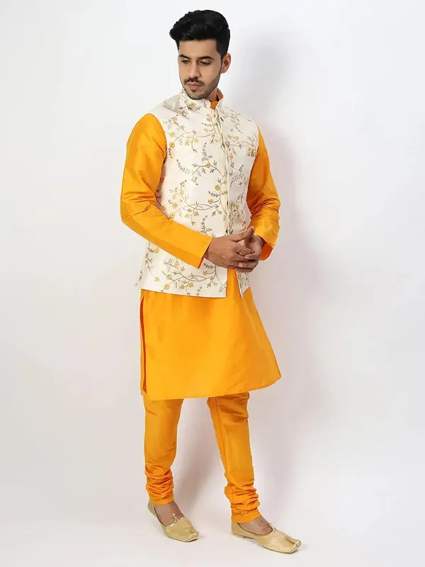 Men's_Silk_Blend_Kurta_Pajama_with_Designer_Ethnic_Nehru_Jacket/Modi_Jacket