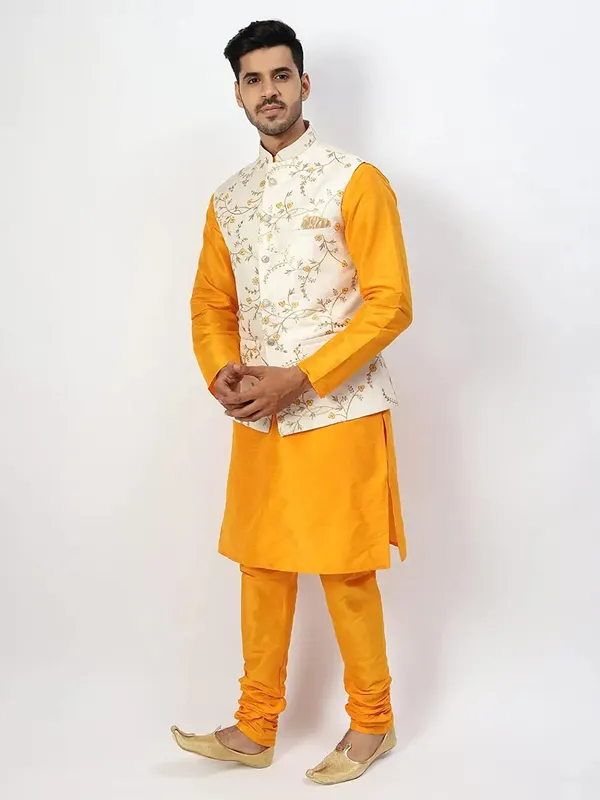 Men's_Silk_Blend_Kurta_Pajama_with_Designer_Ethnic_Nehru_Jacket/Modi_Jacket