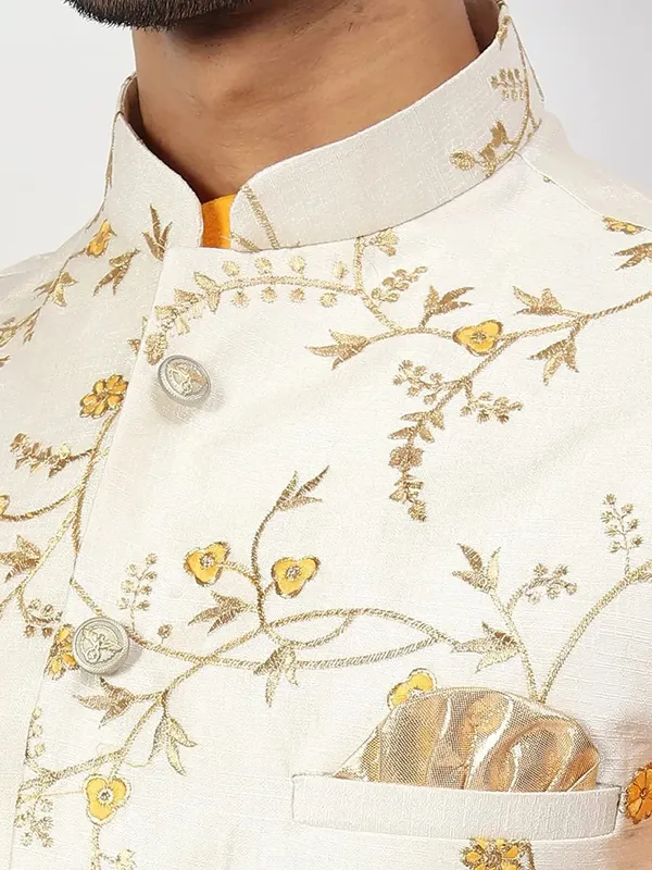 Men's_Silk_Blend_Kurta_Pajama_with_Designer_Ethnic_Nehru_Jacket/Modi_Jacket