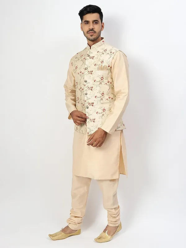 Men's_Silk_Blend_Kurta_Pajama_with_Designer_Ethnic_Nehru_Jacket/Modi_Jacket