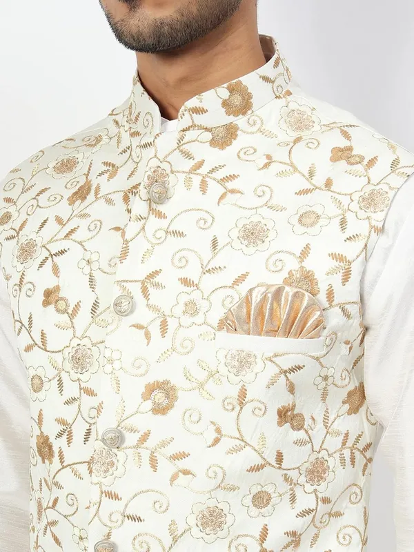 Men's_Silk_Blend_Kurta_Pajama_with_Designer_Ethnic_Nehru_Jacket/Modi_Jacket