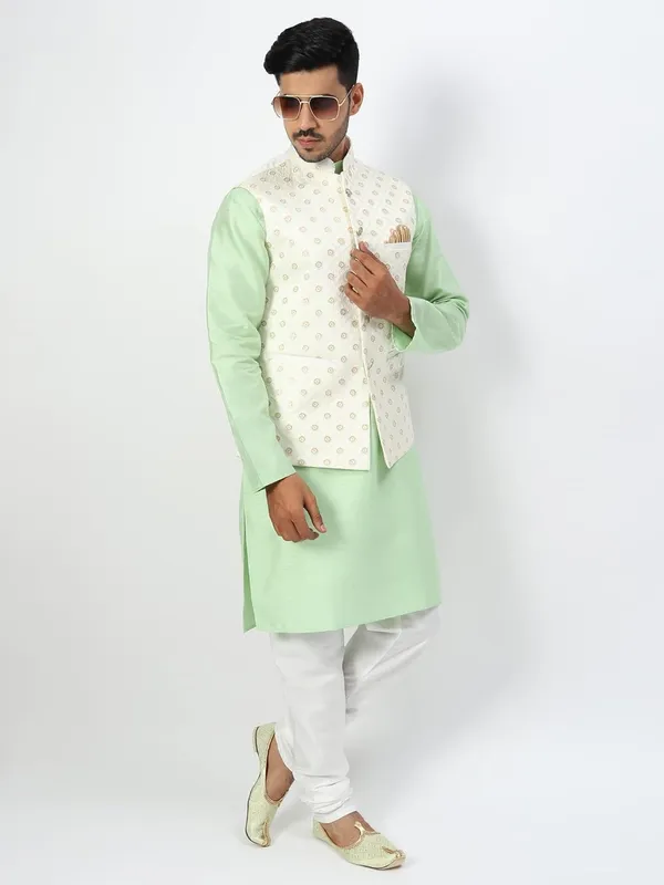 Men's_Silk_Blend_Kurta_Pajama_with_Designer_Ethnic_Nehru_Jacket/Modi_Jacket