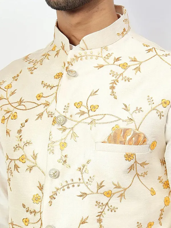 Men's_Silk_Blend_Kurta_Pajama_with_Designer_Ethnic_Nehru_Jacket/Modi_Jacket