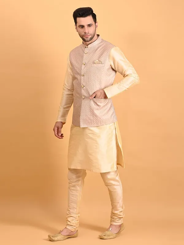 Men's_Silk_Blend_Kurta_Pajama_with_Nehru_Jacket/Modi_Jacket