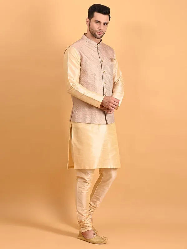 Men's_Silk_Blend_Kurta_Pajama_with_Nehru_Jacket/Modi_Jacket