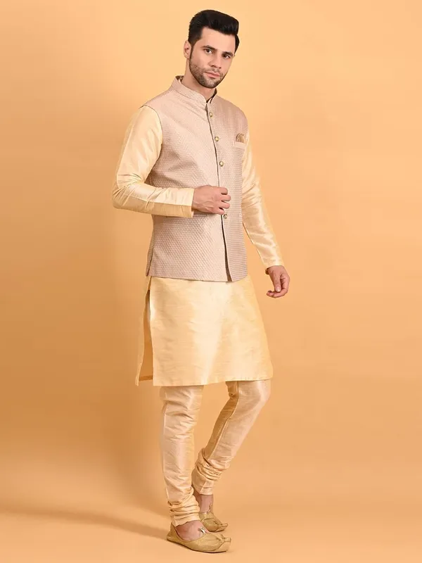 Men's_Silk_Blend_Kurta_Pajama_with_Nehru_Jacket/Modi_Jacket