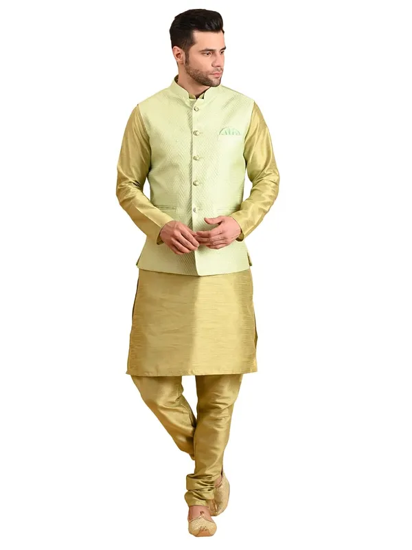 Men's_Silk_Blend_Kurta_Pajama_with_Nehru_Jacket/Modi_Jacket