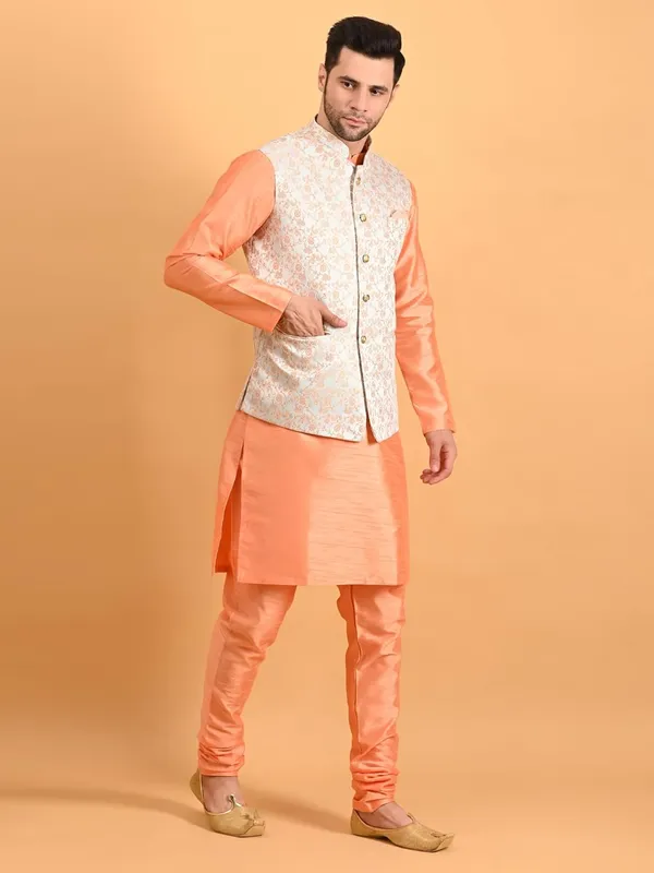 Men's_Silk_Blend_Kurta_Pajama_with_Nehru_Jacket/Modi_Jacket
